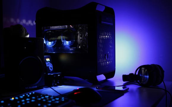 kelebihan PC untuk main game dibandingkan console