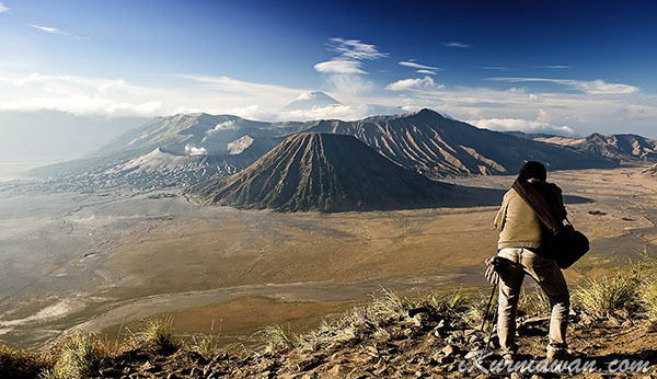 Berburu Foto di Gunung Bromo