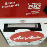 Boarding pass hasil cetakan mesin check-in AirAsia