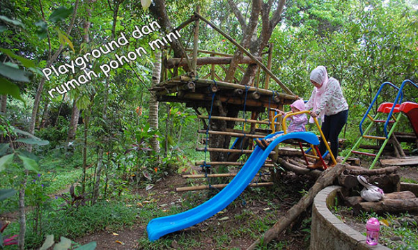 Playground di Taman Kupu-Kupu Gita Persada