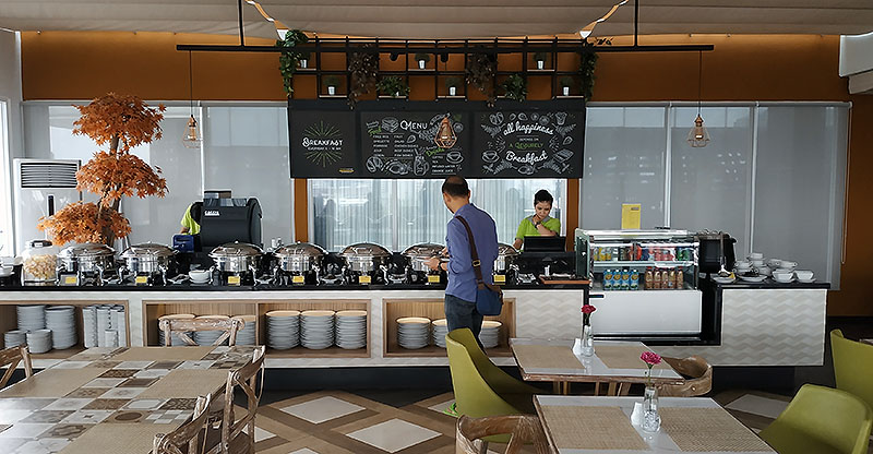 Rooftop Restoran MaxOne Hotel Jakarta