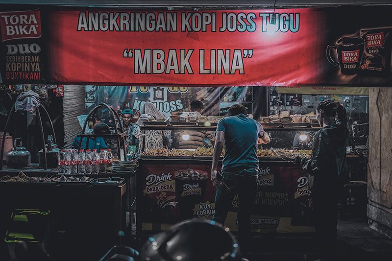 Angkringan Di Tugu Yogyakarta